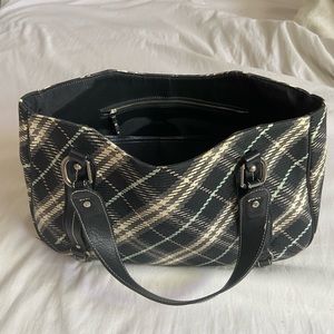 💫 TODAY ONLY 💫7️⃣0️⃣ Burberry Blue Label Tote